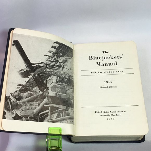 THE BLUEJACKETS' MANUAL 1943 Eleventh Edition - Picture 6 of 15